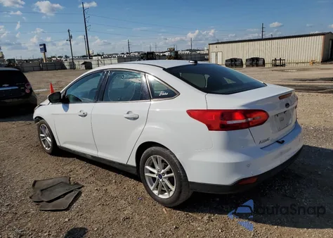 2016 Ford Focus Se z USA, uszkodzony, nr VIN 1FADP3F26GL400702
